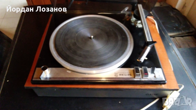 Грамофон Philips 