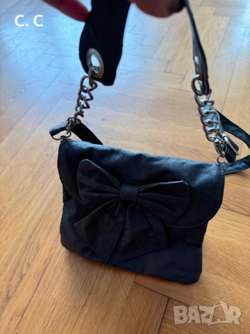 Дамски малки чанти използвани, снимка 4 - Чанти - 52404194