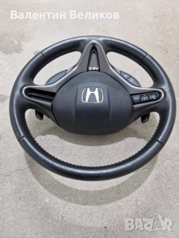 Волан за Хонда Стрийм - Honda Stream CRZ, снимка 2 - Части - 52494447