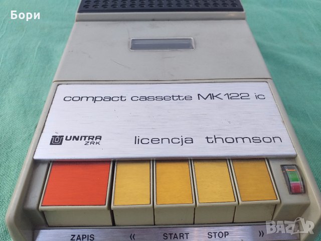 Касетофон UNITRA MK 122, снимка 2 - Радиокасетофони, транзистори - 32155082