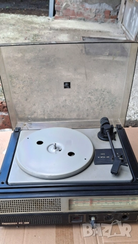 Радиограмофон Серенада РЗ 308, снимка 2 - Грамофони - 52829813