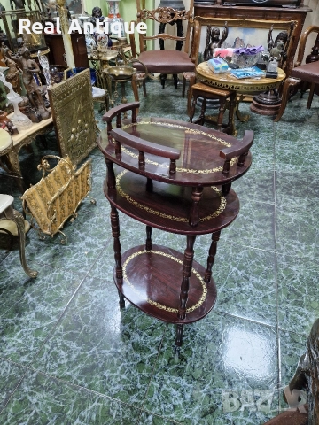 Прекрасна антикварна италианска конзолна масичка , снимка 7 - Антикварни и старинни предмети - 52889890