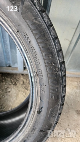 зимни гуми 255 45 20 Bridgestone, снимка 3 - Гуми и джанти - 53381718