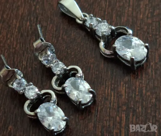 Красив сребърен комплект от сребро 925 с циркони подходящ за балове 2025 или ежедневието , снимка 5 - Бижутерийни комплекти - 50287043
