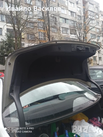 Mercedes-Benz C 180, снимка 10 - Автомобили и джипове - 54070372