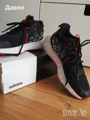 Маратонки ADIDAS 38 номер, снимка 4 - Детски маратонки - 56346162
