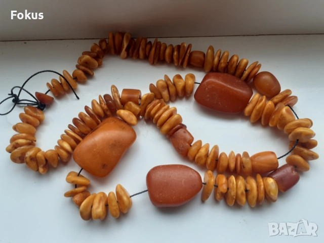 Стар естествен кехлибар гердан колие огърлица едри камъни