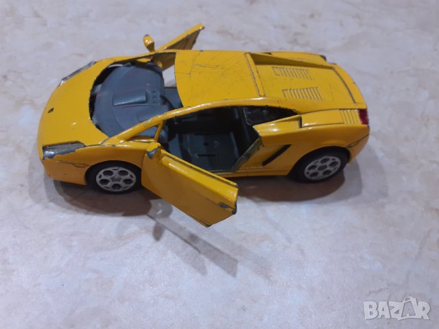 Желязна количка Lamborghini Gallardo - Kinsmart, снимка 12 - Колекции - 35438395