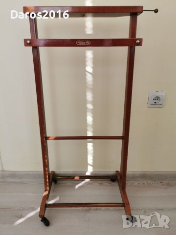 Луксозна закачалка за дрехи от 50-60 години , снимка 2 - Антикварни и старинни предмети - 39700197