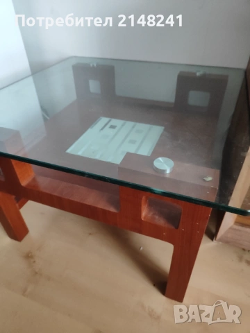 Подарявам  скрин  за хол и холна масичка  със закалено стъкло, снимка 6 - Скринове - 53175624
