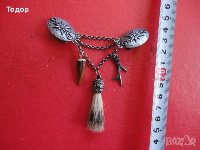 Ловен знак брошка значка , снимка 2 - Колекции - 52671794