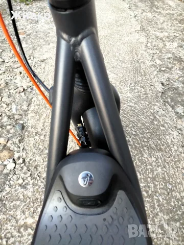 Електрически скутер (тротинетка)Segway Ninebot F2 Pro, снимка 10 - Други спортове - 56262194