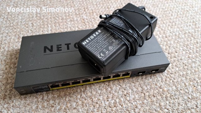 Gigabit рутер PoE Netgear GS110TP, smart, управляем, снимка 2 - Рутери - 44230148