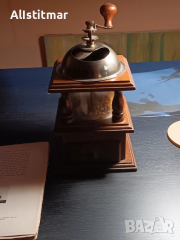 Ретро мелничка за кафе, снимка 8 - Антикварни и старинни предмети - 53154156