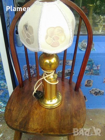 Голяма месингова настолна нощна лампа с абажур, снимка 1