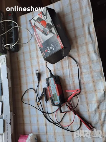 Зарядно устройство за акумулатор 4АМР, смарт, електронно 6V. / 12V., снимка 2 - Аксесоари и консумативи - 55992676