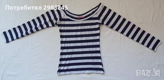 Блуза на райета с дантела