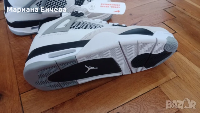 Jordan 4 Retro Military Black НОВИ!!!, снимка 4 - Маратонки - 51259141