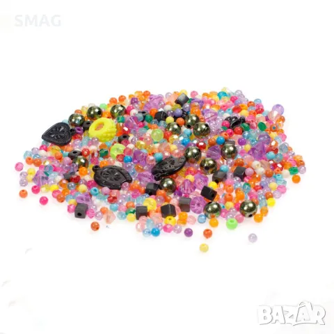 Комплект мъниста за бижута - Гривни в кутия за кексчета S_1219222