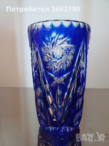 Кристална ваза