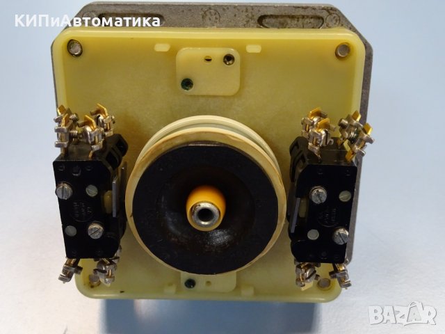 Джойстик SCHMERSAL HLU 110-10 joystick switch, снимка 5 - Резервни части за машини - 38499928