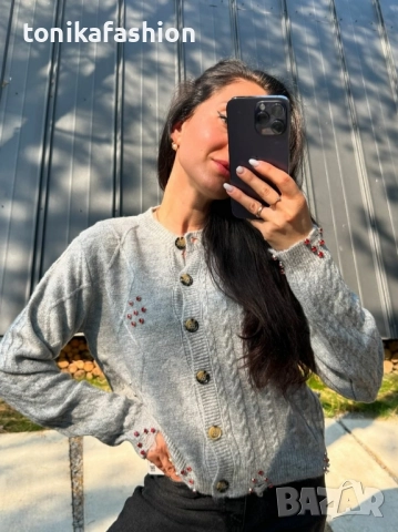 Мека сива жилетка , снимка 2 - Жилетки - 52481116
