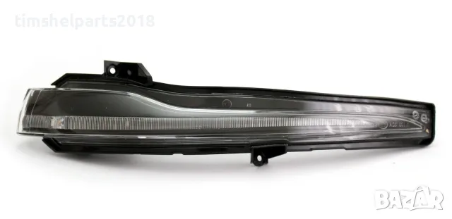 Мигач в огледало LED за Mercedes Vito/ Viano/ V-class W447 2015- Пасажерска страна