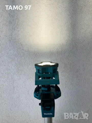 Makita DML813 - Акумулаторен LED прожектор със стойка, снимка 5 - Други инструменти - 48493619
