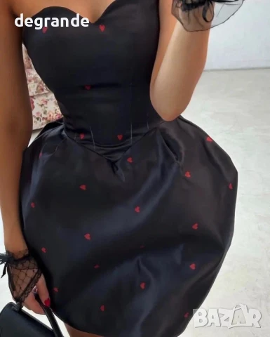 Кукленска рокля на сърца налична в бяло черно и розово Размери С М  , снимка 5 - Рокли - 51378299