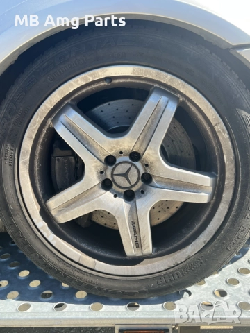 Мерцедес W164 ML63 AMG Перфектна 20 AMG джанта Гума Continental Кейлес , снимка 10 - Автомобили и джипове - 56257295