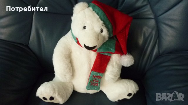 Голямо плюшено мече с шапка и шал, снимка 1