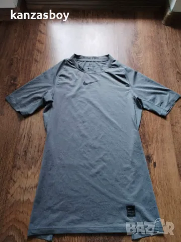 Nike Pro Dri-FIT Men's Tight Fit - страхотна фитнес тениска  КАТО НОВА , снимка 4 - Тениски - 50424377
