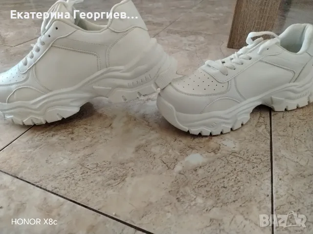 Нови неизползвани маратонки 