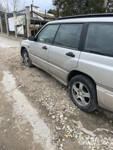 Subaru Forester,на части, снимка 4 - Автомобили и джипове - 48132391