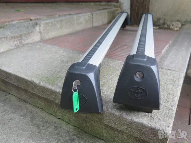 TOYOTA RAV4 след 2017,Оригинални напречни греди,thule