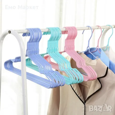 Комплект от 10 броя метални закачалки в различни цветове , снимка 3 - Други стоки за дома - 48858695