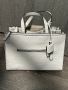 Оригинална чанта Guess, снимка 5