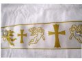 Бели хавлиени кърпи за кръщене с бродирани златни ангелчета и кръсчета от 💯%памук , снимка 3