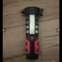 Авариен чук 3 в 1 с LED светлина + резачка за предпазен колан, снимка 1
