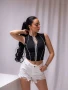 Черен топ и бели къси панталонки, снимка 2