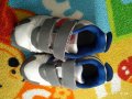 Маратонки Adidas 25 номер, снимка 1 - Детски маратонки - 32073611