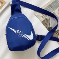 Детска чанта NIKE, снимка 1 - Чанти - 44202698