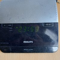 Радиочасовник Philips АJ3226,  работещ., снимка 1 - Радиокасетофони, транзистори - 36693011