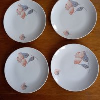 Красиви порцеланови чинии с флорални мотиви , снимка 1 - Чинии - 38284863