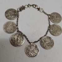 Сребърна гривна с монети, снимка 2 - Гривни - 29797916