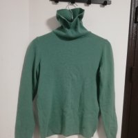 Benetton M, 100% вълна, Отлично състояние! , снимка 1 - Блузи с дълъг ръкав и пуловери - 42611817