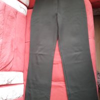 Дамски тъмнозелен панталон плътен, снимка 1 - Панталони - 29967863