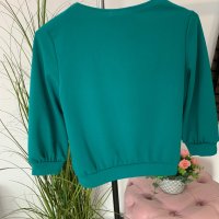Дамска блуза в размер М, снимка 11 - Блузи с дълъг ръкав и пуловери - 44407164