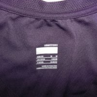 Тениска и потник NIKE  дамски,М-Л, снимка 2 - Спортни екипи - 29662407