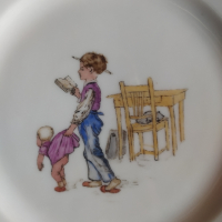Порцеланови чинийки с детски мотиви, обща цена , снимка 3 - Колекции - 44750054